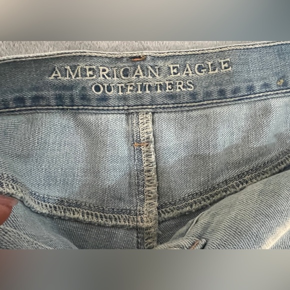 American Eagle Hi Rise Distressed Shorts- Size 8 - Picture 8 of 8